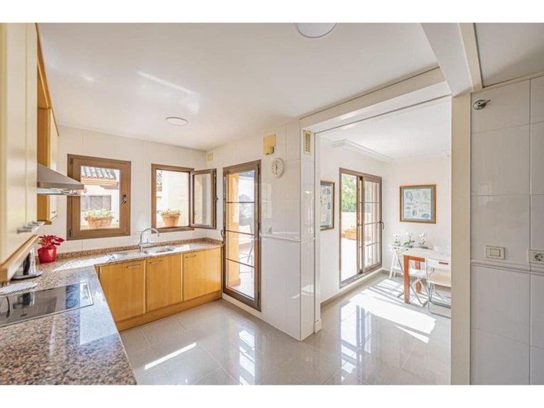 Apartment for Sale in Hacienda Del Sol, Malaga 15