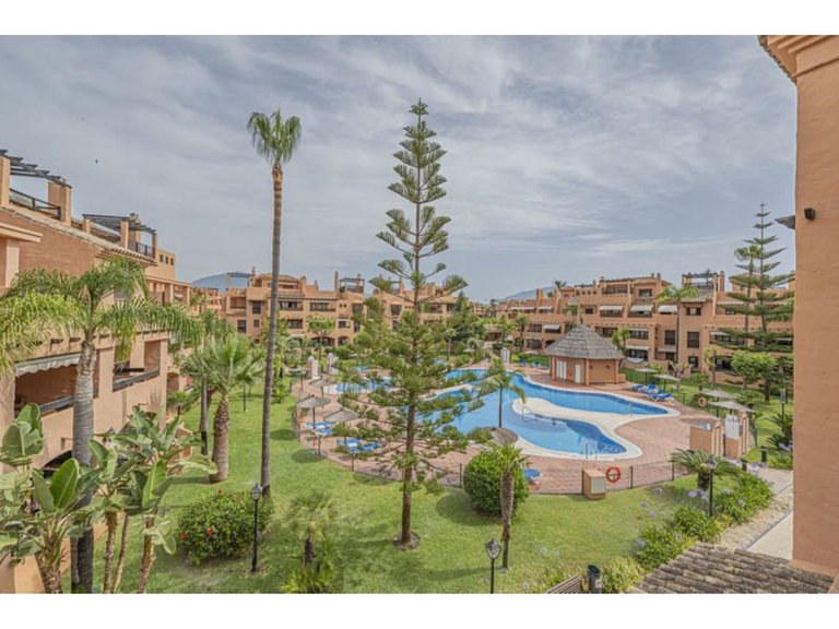 Apartment for Sale in Hacienda Del Sol, Malaga 24