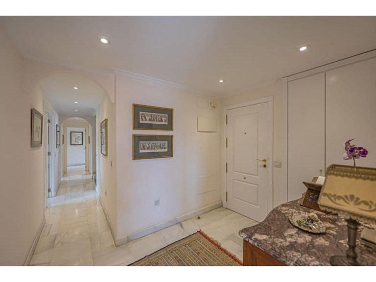 Apartment for Sale in Hacienda Del Sol, Malaga 31
