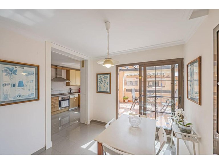 Apartment for Sale in Hacienda Del Sol, Malaga 33