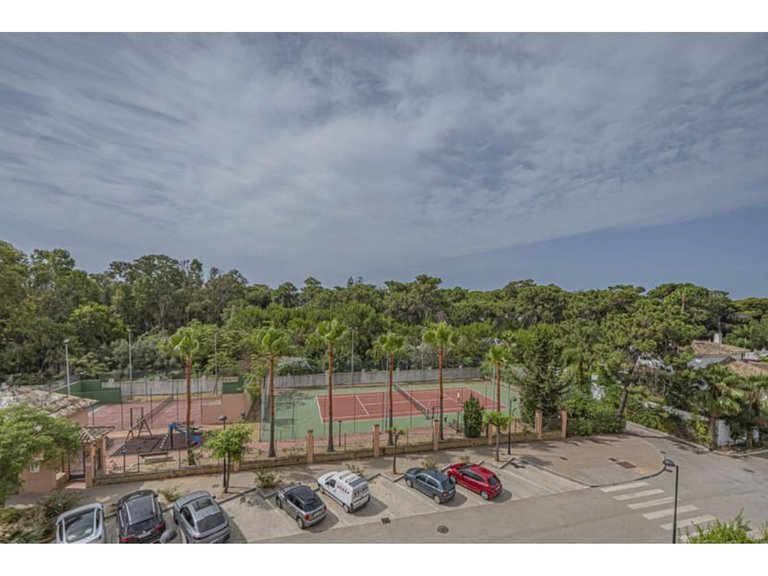 Apartment for Sale in Hacienda Del Sol, Malaga 38