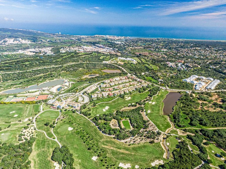 Apartment for Sale in Sotogrande, Cadiz 2