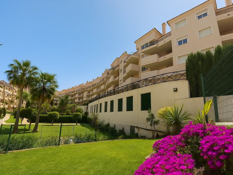 Apartment for Sale in La Duquesa, Malaga 19
