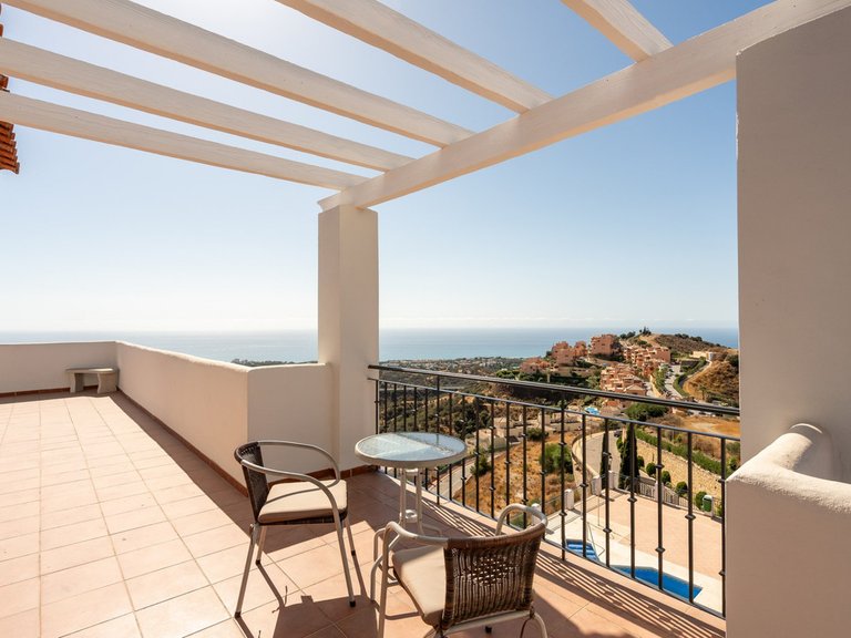 Apartment for Sale in Calahonda, Malaga 1