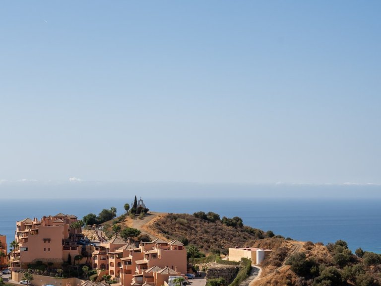 Apartment for Sale in Calahonda, Malaga 16