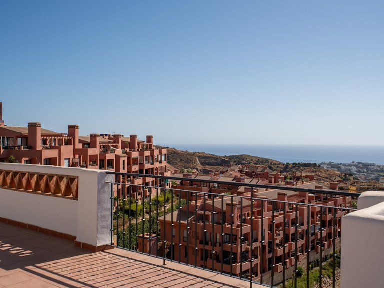 Apartment for Sale in Calahonda, Malaga 20