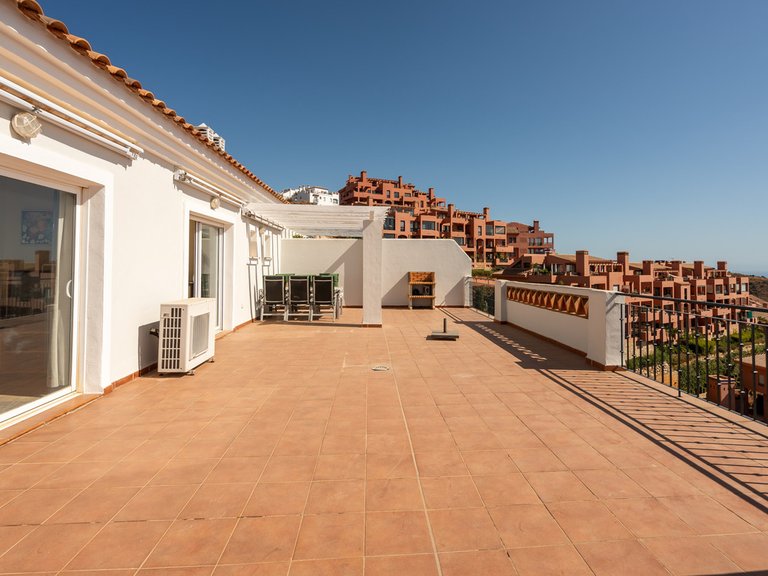 Apartment for Sale in Calahonda, Malaga 9