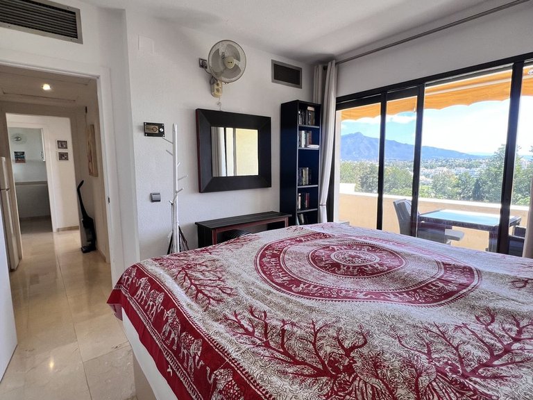 Villa for Sale in Estepona, Malaga 23