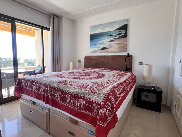 Villa for Sale in Estepona, Malaga 24