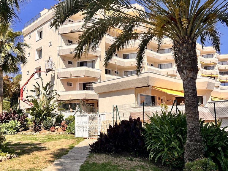Villa for Sale in Estepona, Malaga 38