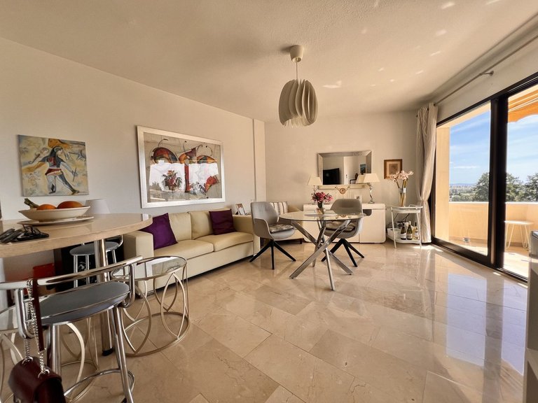 Villa for Sale in Estepona, Malaga 4