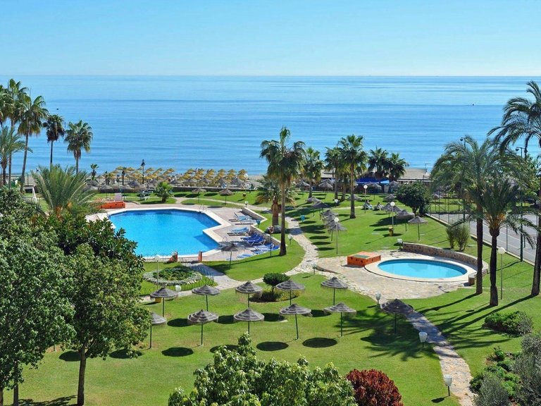 Apartment for Sale in Estepona, Malaga 1