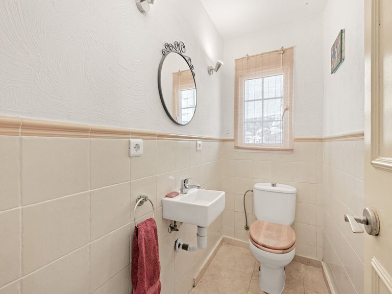 Villa for Sale in Estepona, Malaga 14