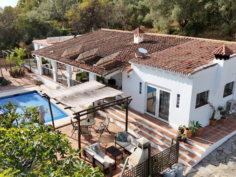 Villa for Sale in Estepona, Malaga 22