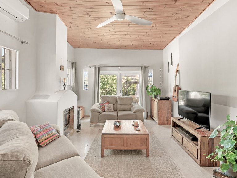 Villa for Sale in Estepona, Malaga 6