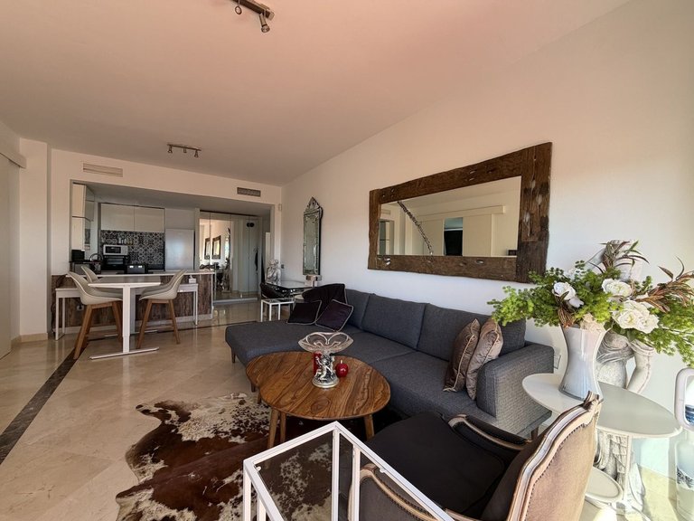 Apartment for Sale in Bel Air, Malaga 8