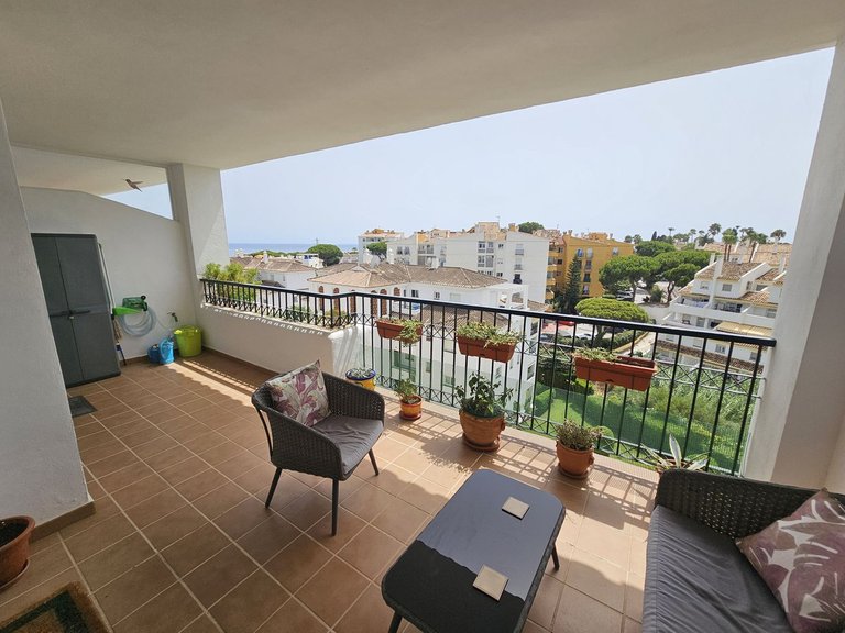 Apartment for Sale in Calahonda, Malaga 15