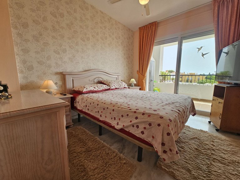 Apartment for Sale in Calahonda, Malaga 9