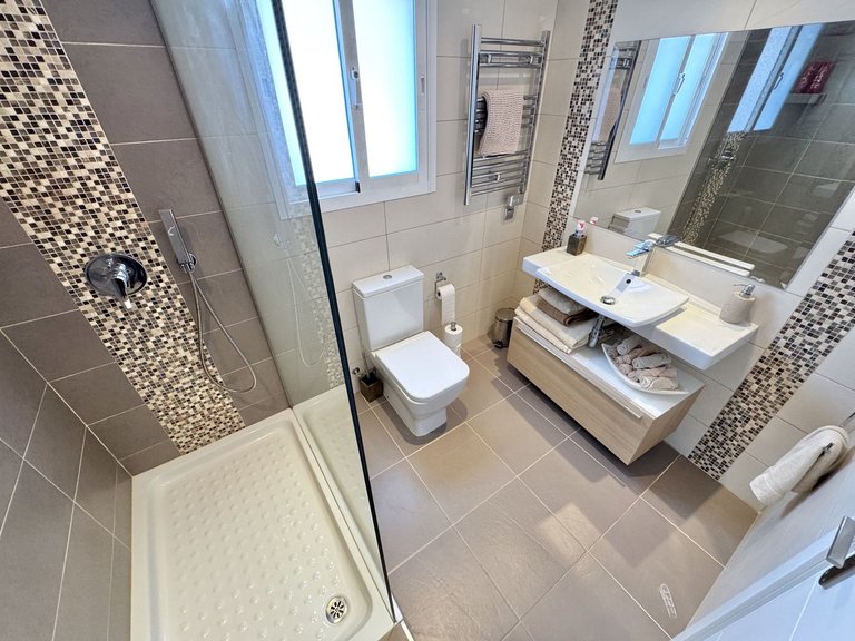 Villa for Sale in Calahonda, Malaga 22