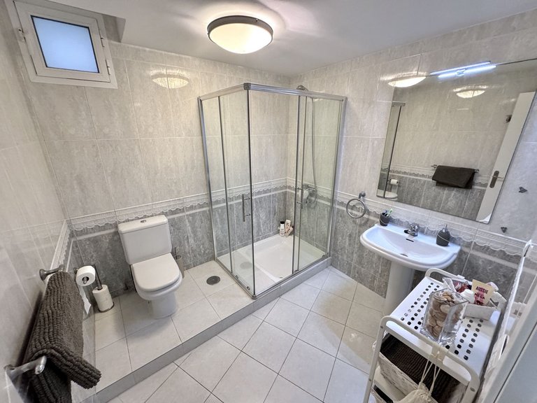 Villa for Sale in Calahonda, Malaga 28