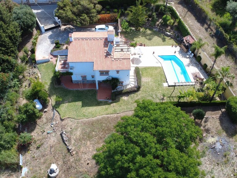 Villa for Sale in Alhaurín El Grande, Malaga 24