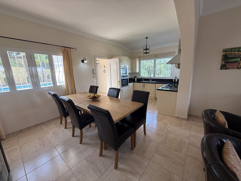 Villa for Sale in Alhaurín El Grande, Malaga 6