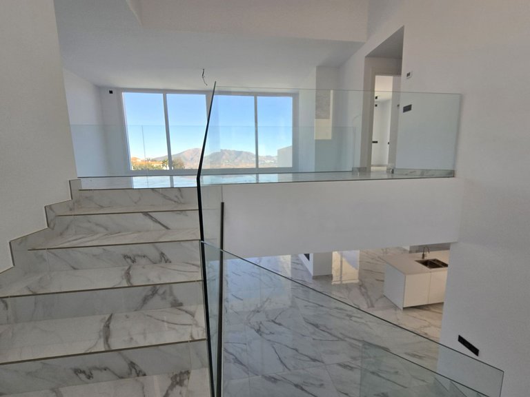 Villa for Sale in La Mairena, Malaga 18