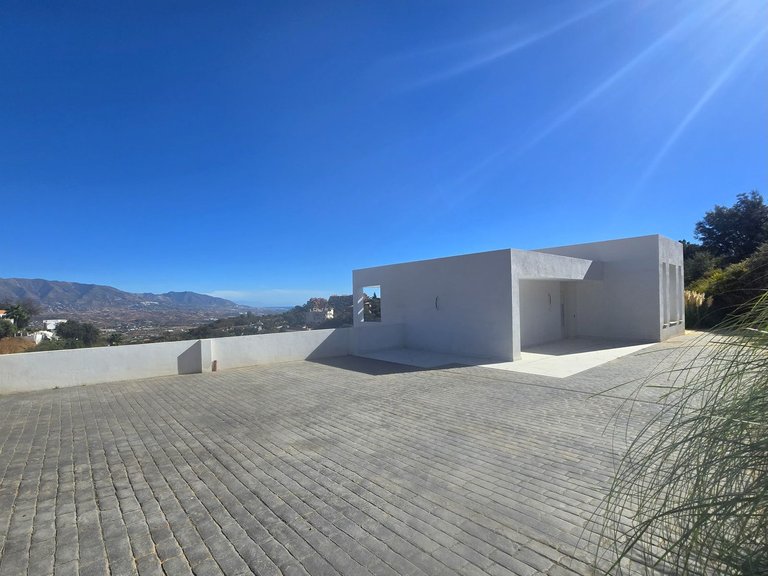 Villa for Sale in La Mairena, Malaga 20