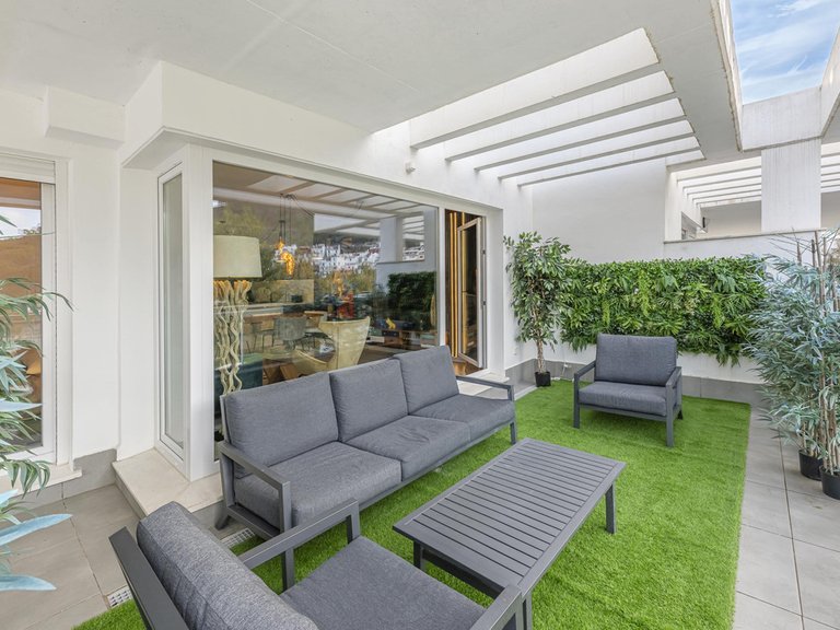 Apartment for Sale in Benahavís, Malaga 14