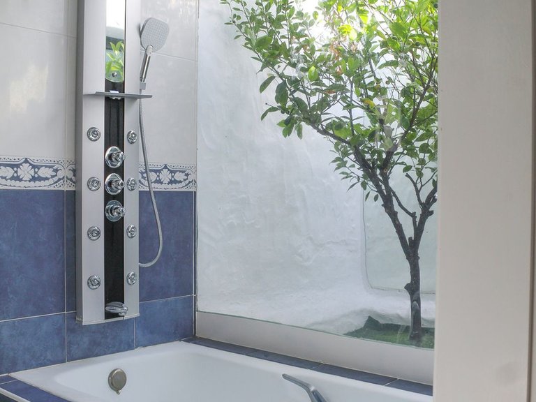 Apartment for Sale in Puerto Banús, Malaga 19
