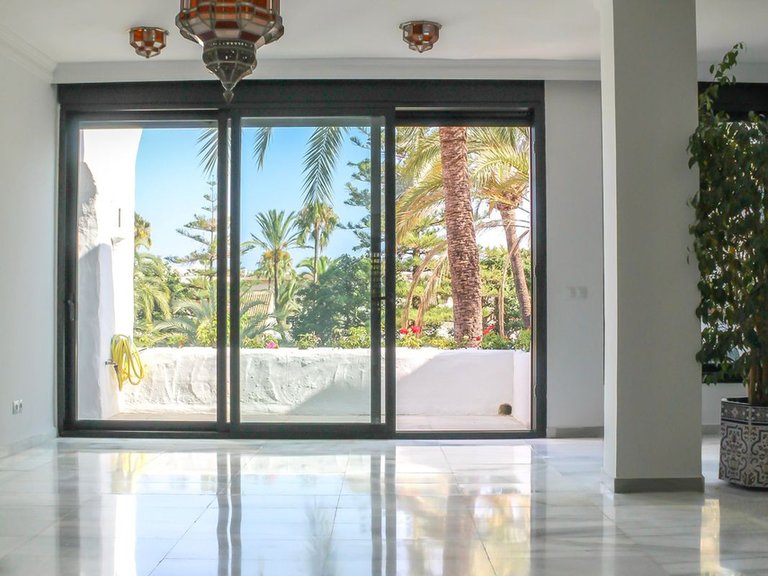 Apartment for Sale in Puerto Banús, Malaga 32