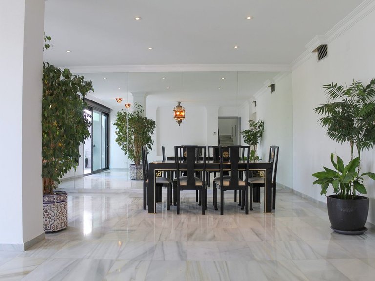 Apartment for Sale in Puerto Banús, Malaga 33