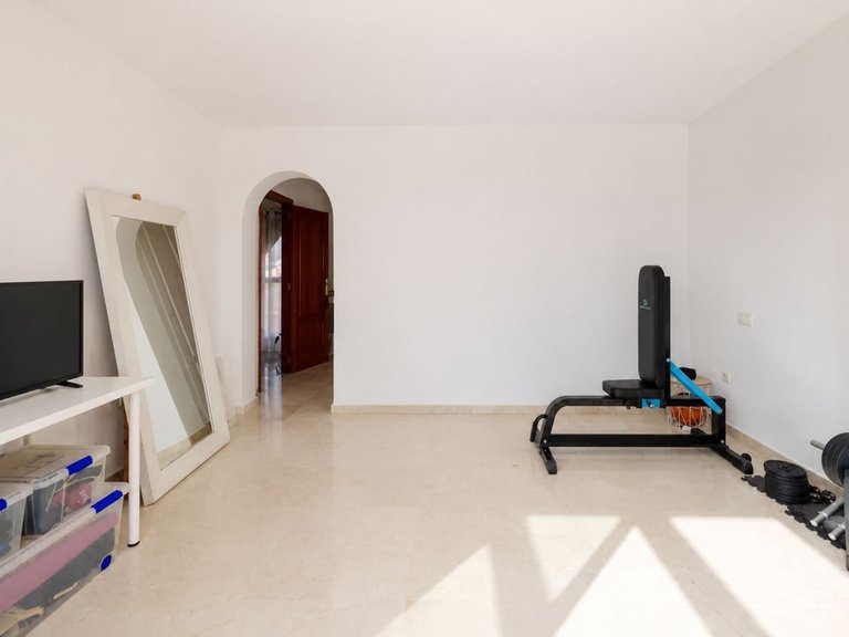 Apartment for Sale in Selwo, Malaga 8