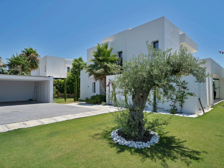 Villa for Sale in La Cala Golf, Malaga 13