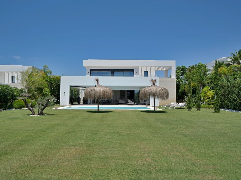 Villa for Sale in La Cala Golf, Malaga 15