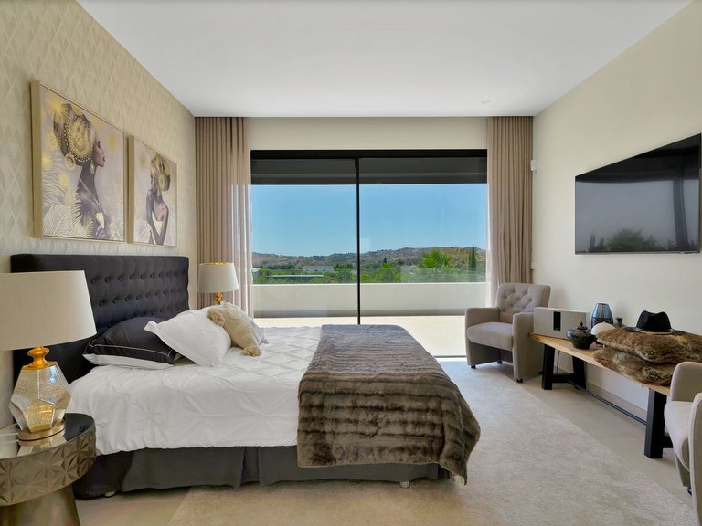 Villa for Sale in La Cala Golf, Malaga 43