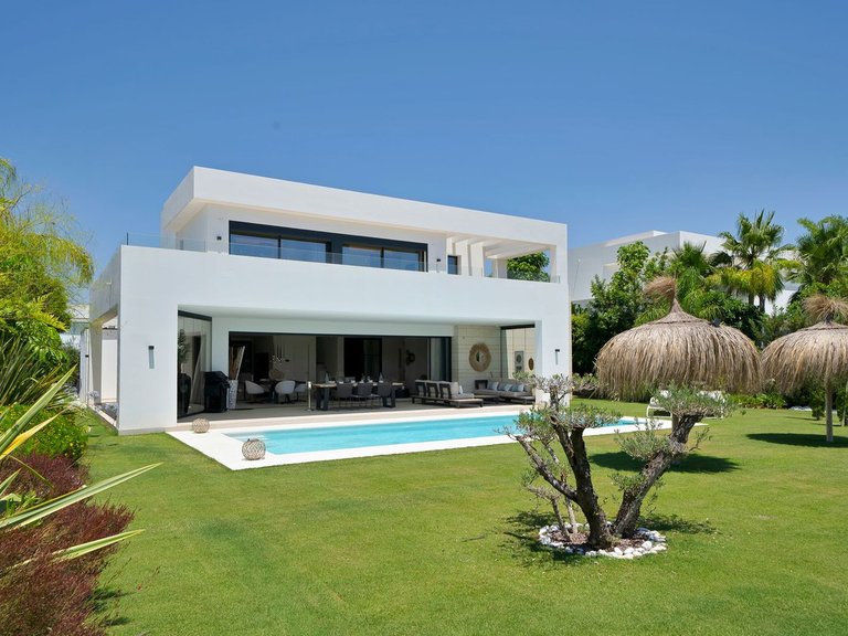 Villa for Sale in La Cala Golf, Malaga 7