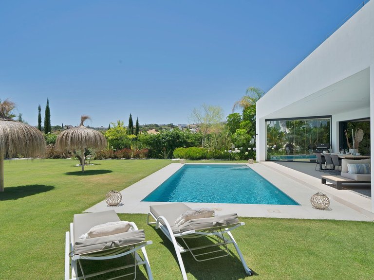 Villa for Sale in La Cala Golf, Malaga 8