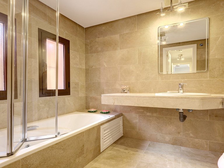 Apartment for Sale in San Luis De Sabinillas, Malaga 11