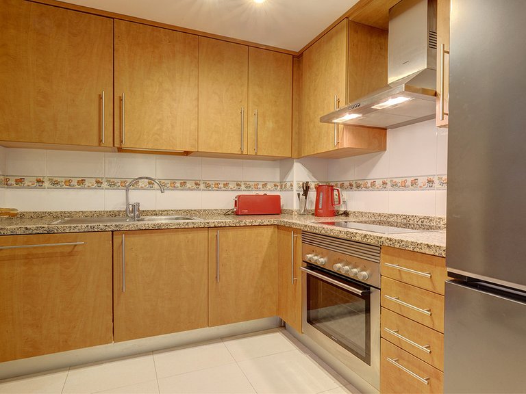 Apartment for Sale in San Luis De Sabinillas, Malaga 18