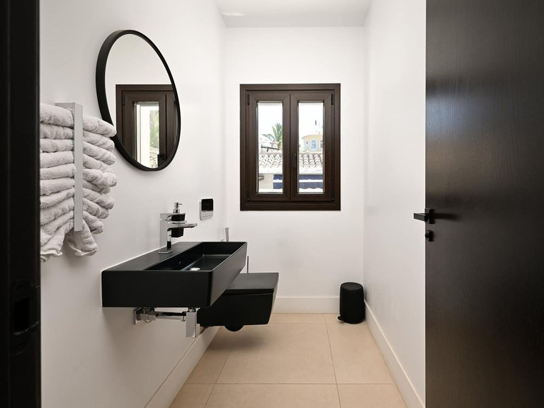 Villa for Sale in Marbesa, Malaga 20