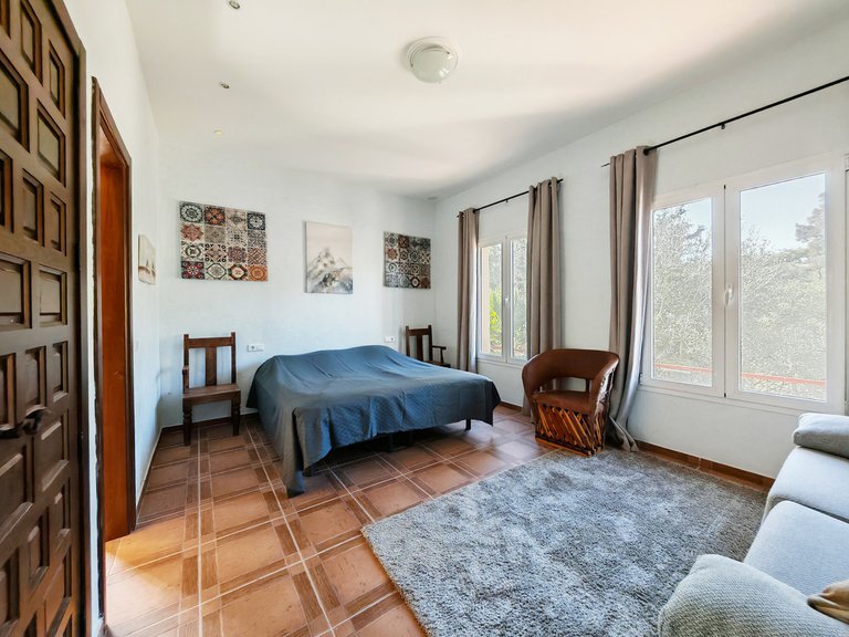 Villa for Sale in Coín, Malaga 26