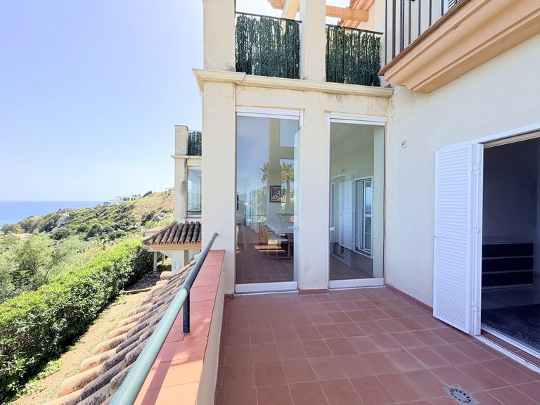 Apartment for Sale in La Duquesa, Malaga 26