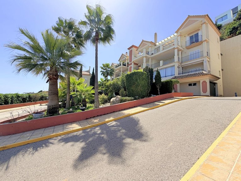 Apartment for Sale in La Duquesa, Malaga 41