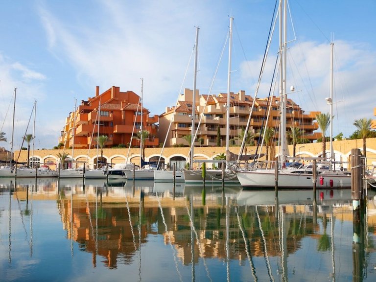 Apartment for Sale in La Duquesa, Malaga 44