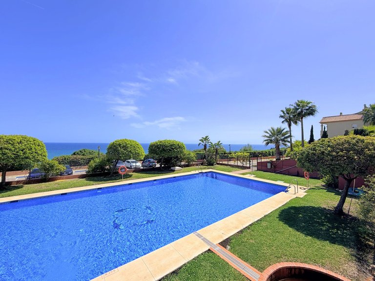 Apartment for Sale in La Duquesa, Malaga 5