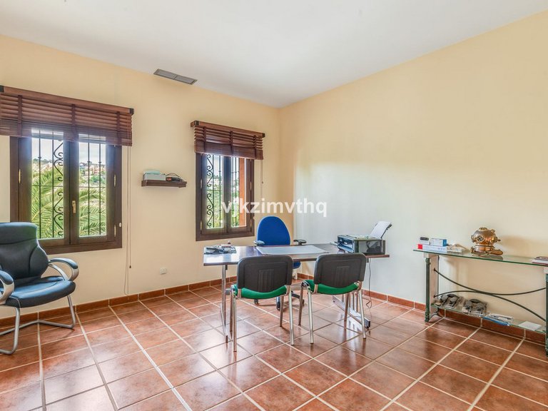 Villa for Sale in Benahavís, Malaga 12
