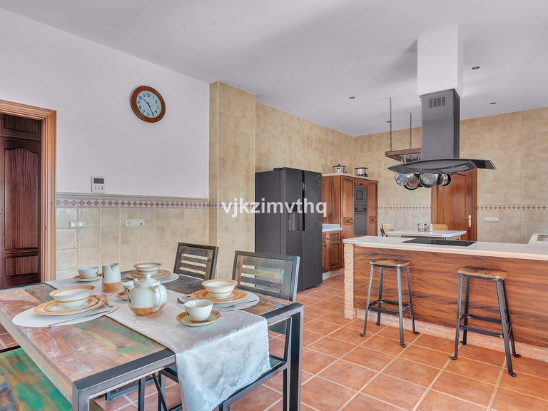 Villa for Sale in Benahavís, Malaga 18