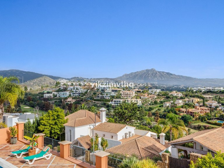 Villa for Sale in Benahavís, Malaga 31