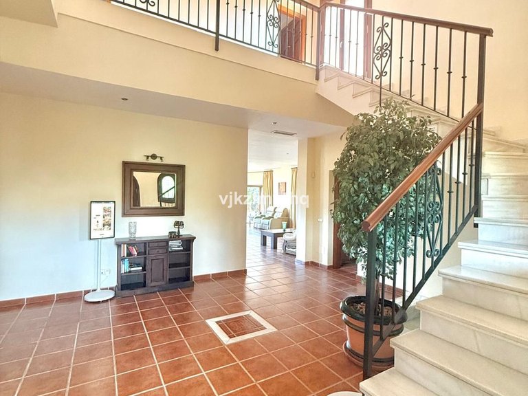 Villa for Sale in Benahavís, Malaga 7